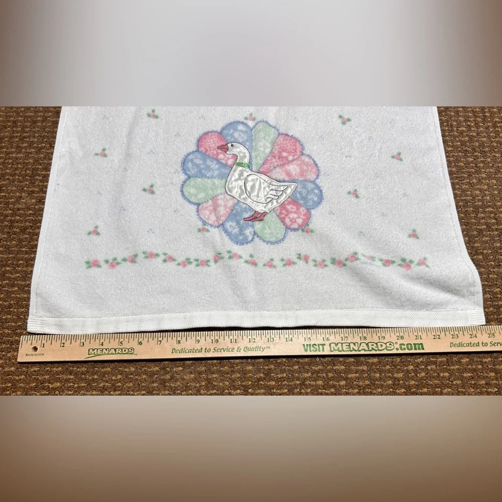 Jillian Rose Duck Floral Cottage Core Bath Towel